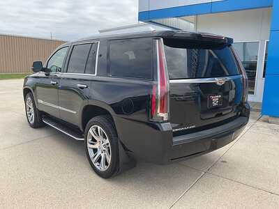 2019 Cadillac Escalade, $30995. Photo 8