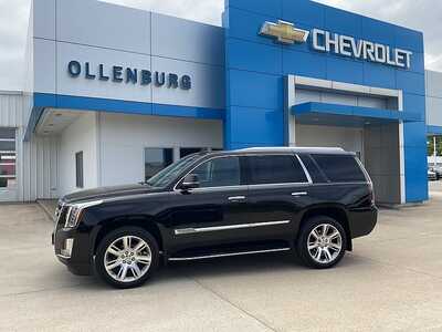 2019 Cadillac Escalade, $30995. Photo 1