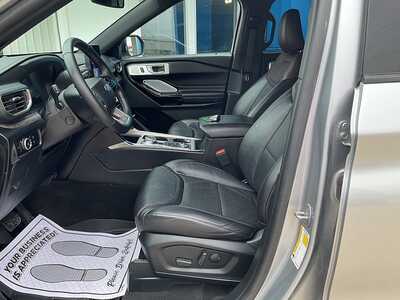2023 Ford Explorer, $39995. Photo 12