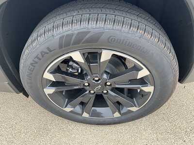 2026 Chevrolet Equinox, $41980. Photo 11