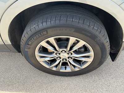 2023 Cadillac XT5, $32425. Photo 10