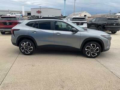 2026 Chevrolet Trax, $27990. Photo 5