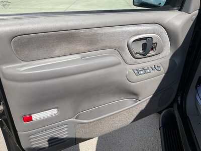 1999 Chevrolet Suburban, $8995. Photo 10