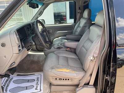 1999 Chevrolet Suburban, $8995. Photo 11
