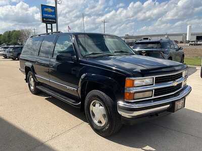 1999 Chevrolet Suburban, $8995. Photo 4