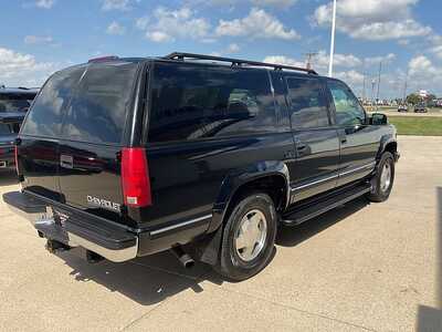 1999 Chevrolet Suburban, $8995. Photo 6