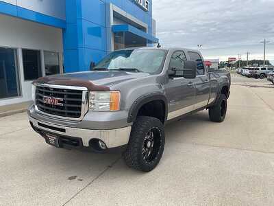 2009 GMC Sierra 2500, $13995. Photo 2