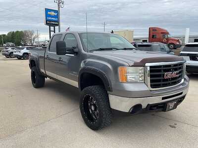 2009 GMC Sierra 2500, $13995. Photo 4