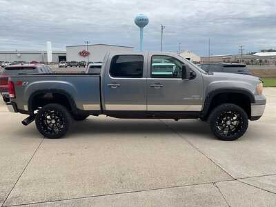 2009 GMC Sierra 2500, $13995. Photo 5
