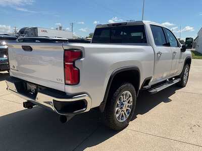 2024 Chevrolet 2500 Crew Cab, $56995. Photo 6