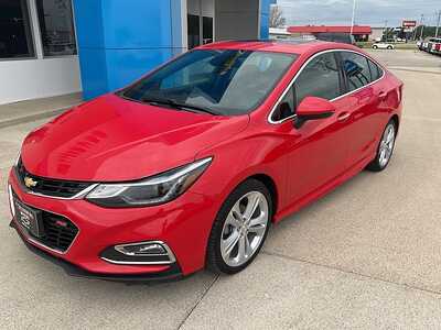 2018 Chevrolet Cruze, $11995. Photo 2