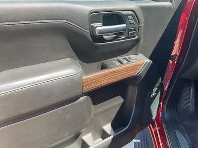 2020 Chevrolet 1500 Crew Cab, $29995. Photo 12