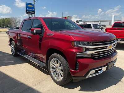 2020 Chevrolet 1500 Crew Cab, $29995. Photo 4