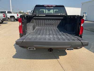 2023 Chevrolet 1500 Crew Cab, $47399. Photo 9