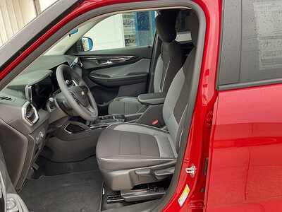 2026 Chevrolet TrailBlazer, $27985. Photo 11