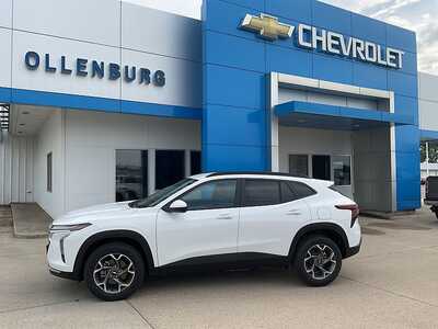2026 Chevrolet Trax, $25590. Photo 1