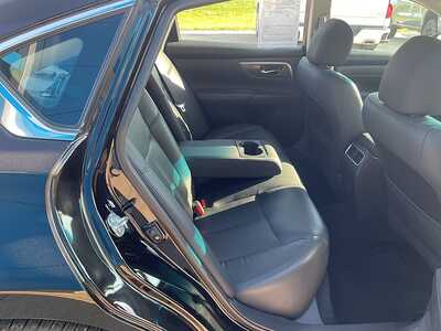 2015 Nissan Altima, $13796. Photo 12