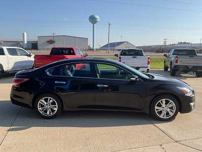 2015 Nissan Altima, $13796. Photo 5