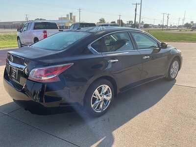 2015 Nissan Altima, $13796. Photo 6