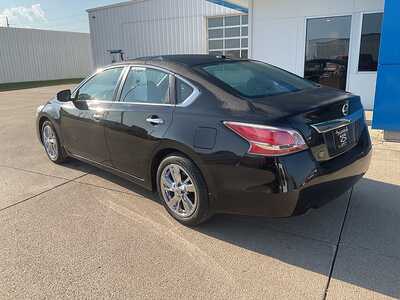 2015 Nissan Altima, $13796. Photo 8