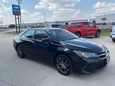 2015 Toyota Camry, $16995. Photo 4