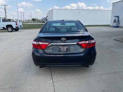 2015 Toyota Camry, $16995. Photo 7