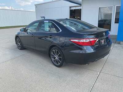 2015 Toyota Camry, $16995. Photo 8