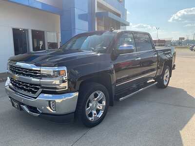 2018 Chevrolet Silverado 1500, $32499. Photo 2