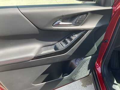 2027 Chevrolet Equinox, $40625. Photo 11
