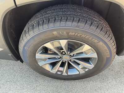 2027 Chevrolet Equinox, $35045. Photo 10