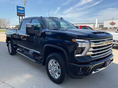 2024 Chevrolet 3500 Crew Cab, $73995. Photo 4