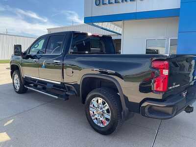 2024 Chevrolet 3500 Crew Cab, $73995. Photo 8