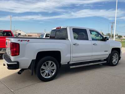 2017 Chevrolet 1500 Crew Cab, $29995. Photo 6