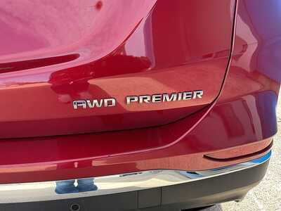 2020 Chevrolet Equinox, $17599. Photo 11