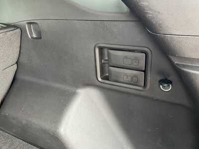 2023 Chevrolet Equinox, $23995. Photo 10