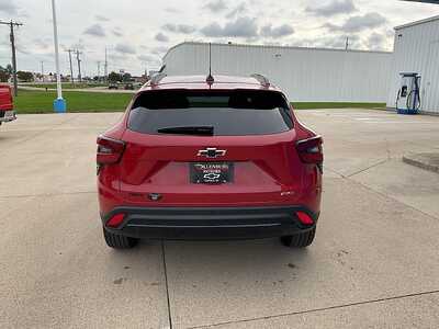 2026 Chevrolet Trax, $28885. Photo 7