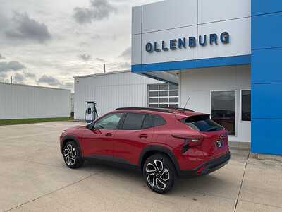 2026 Chevrolet Trax, $28885. Photo 8