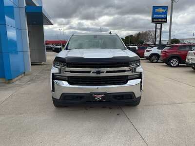 2021 Chevrolet 1500 Crew Cab, $29995. Photo 2