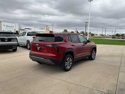 2027 Chevrolet Equinox, $35839. Photo 5