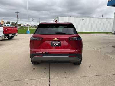 2027 Chevrolet Equinox, $35839. Photo 6