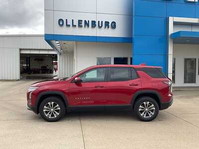 2027 Chevrolet Equinox, $35839. Photo 8
