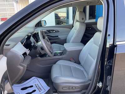 2021 Chevrolet Traverse, $26996. Photo 12