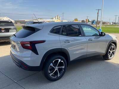 2026 Chevrolet Trax, $26185. Photo 6