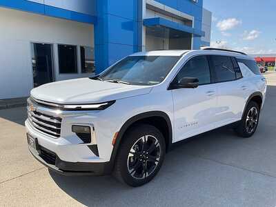 2027 Chevrolet Traverse, $48840. Photo 3