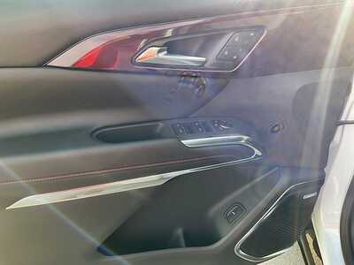 2027 Chevrolet Traverse, $62490. Photo 12