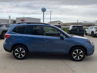 2017 Subaru Forester, $11995. Photo 5