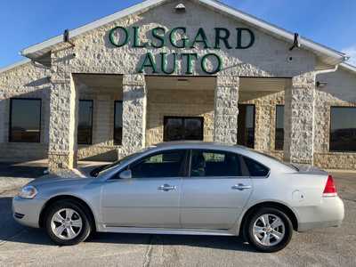 2014 Chevrolet Impala, $7795. Photo 9