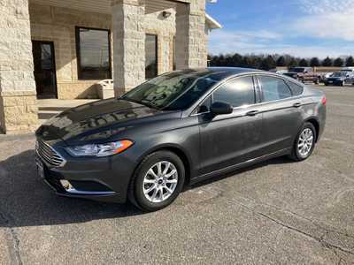 2017 Ford Fusion, $11495. Photo 3