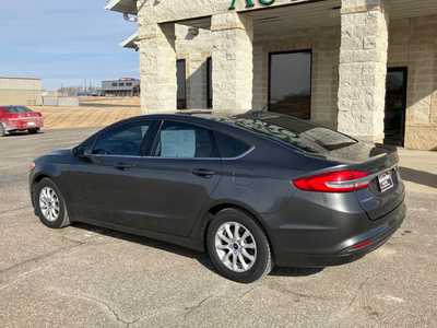 2017 Ford Fusion, $11495. Photo 4