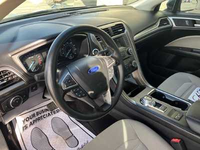 2017 Ford Fusion, $11495. Photo 7